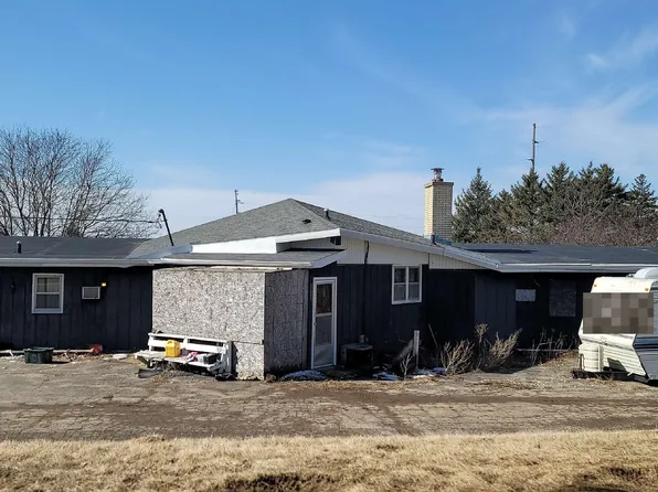 2581 Prairie Ridge Rd, Verona, WI 53593