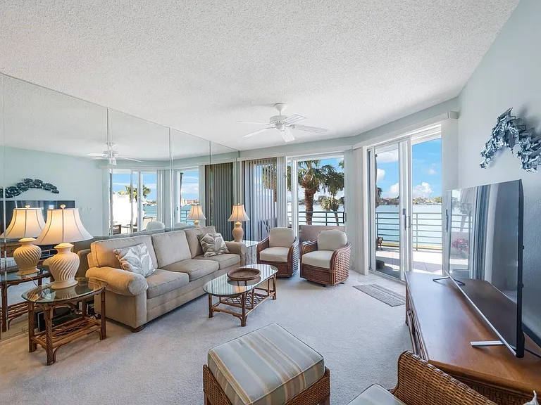 8020 Sailboat Key Blvd S #105 — Photo 3
