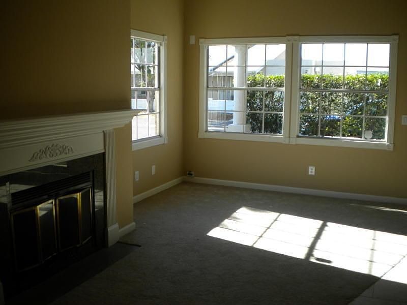 2nd image of 2929 E Broadway Rd Unit 46