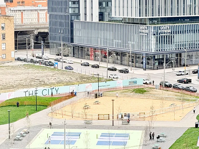 29 Queens Quay E #1026 — Photo 20