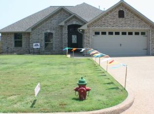 102 Abbey Rd, Bullard, TX 75757