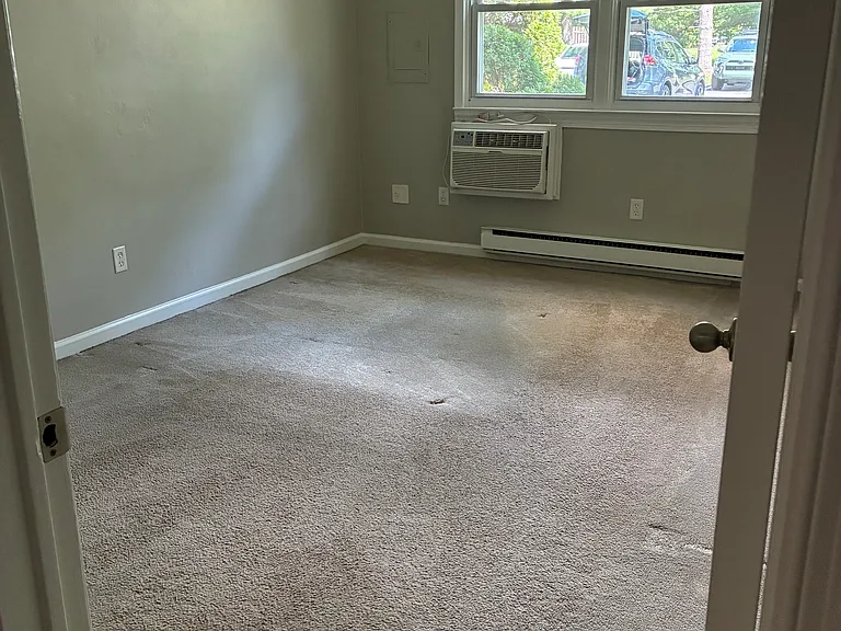 178 Elephant Rd — Photo 9