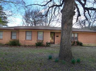 201 6th St, Palestine, TX