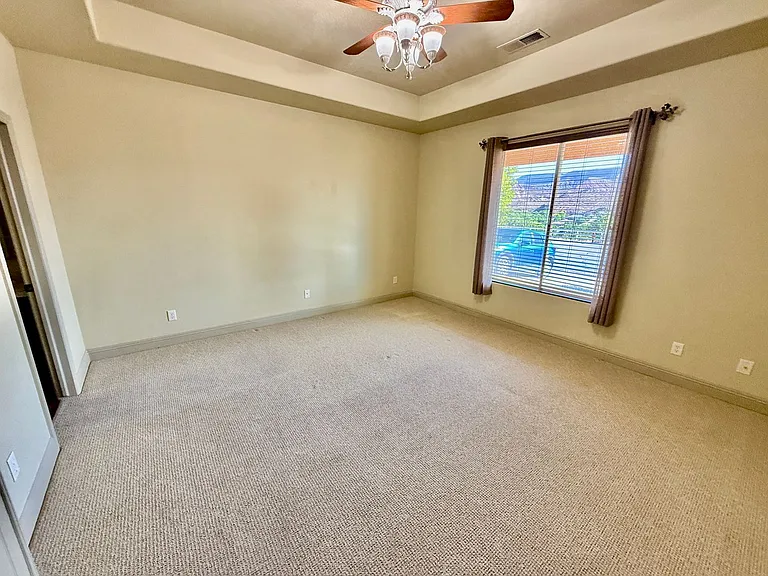 1425 S Staghorn St — Photo 16