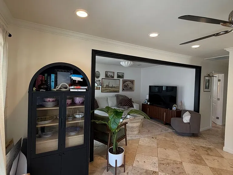 535 E Van Bibber Ave — Photo 5