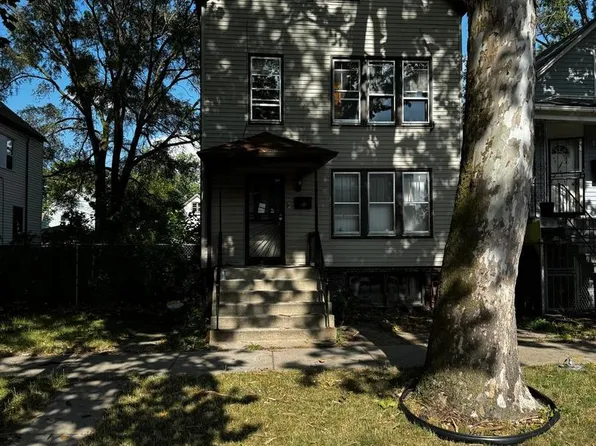 (undisclosed Address), Chicago, IL 60617
