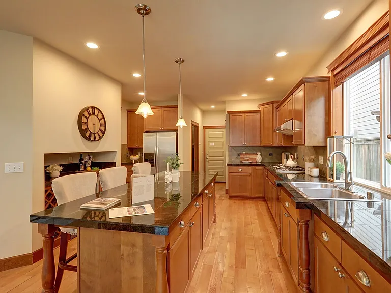 8827 NE 148th Pl — Photo 11