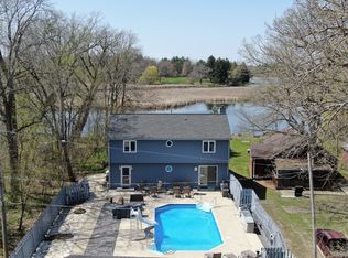 29750 Raab Rd, Waterford, WI 53185
