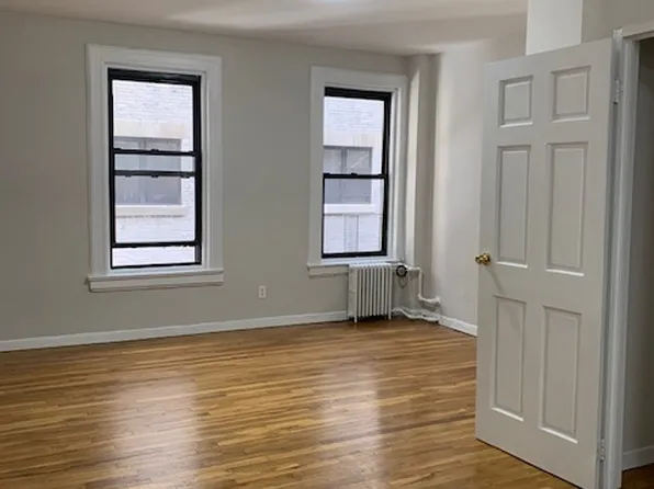 183 Thompson St APT C5, New York, NY 10012