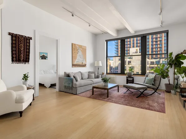 70 Washington Street 9A image 1 of 7