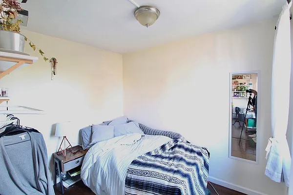 Rented by Compass | media 31