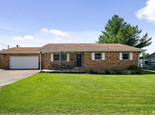 203 E Franklin St, Bridgeport, IL 62417