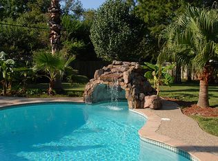 502 Hillary Cir, Sugar Land, TX 77498