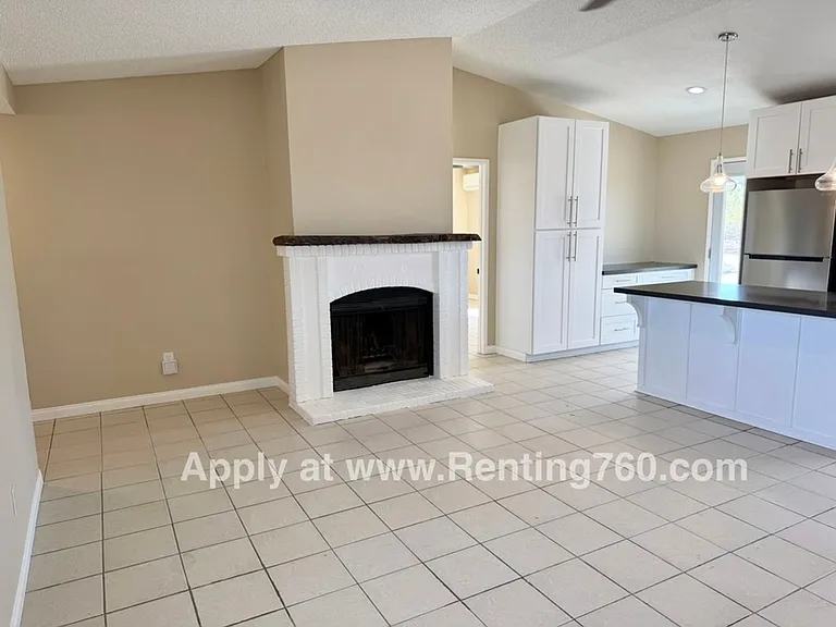 6772 Maude Adams Ave — Photo 4