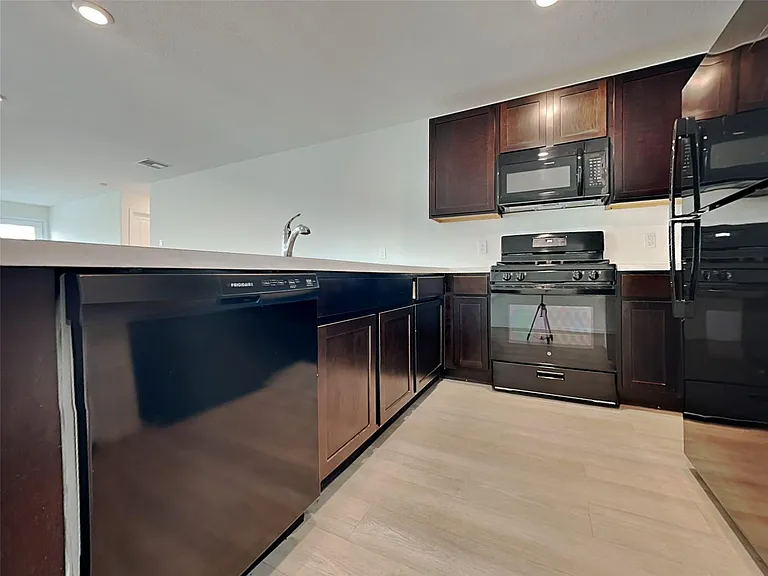 26815 Wilderye Cove Ln — Photo 5