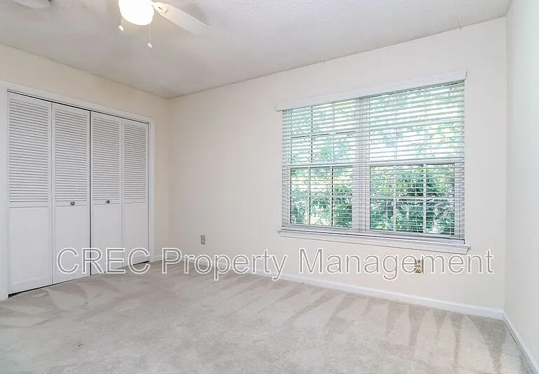 2065 Emerald Ter — Photo 11