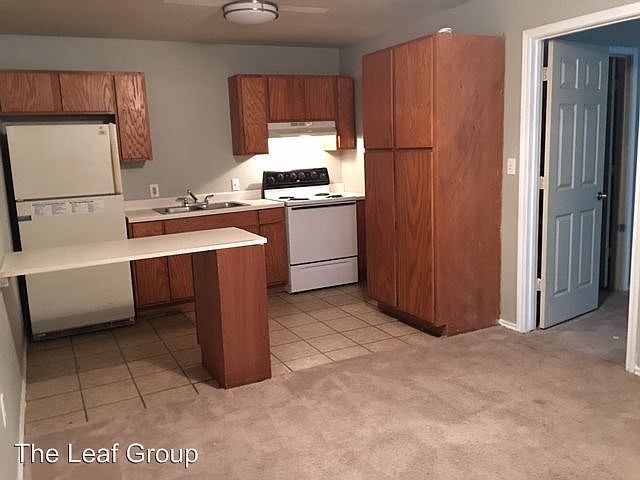 2nd image of 413 Terrell Ave APT 06