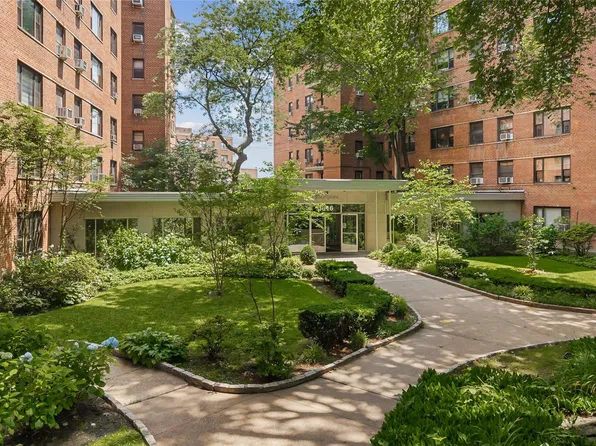 3616 Henry Hudson Parkway image 16 of 16