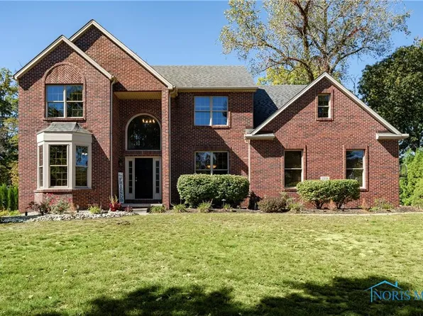 2319 Willow Pond Blvd, Sylvania, OH 43560