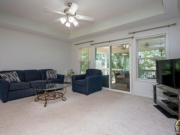 4th image of 4307 SE Horseshoe Bend Dr