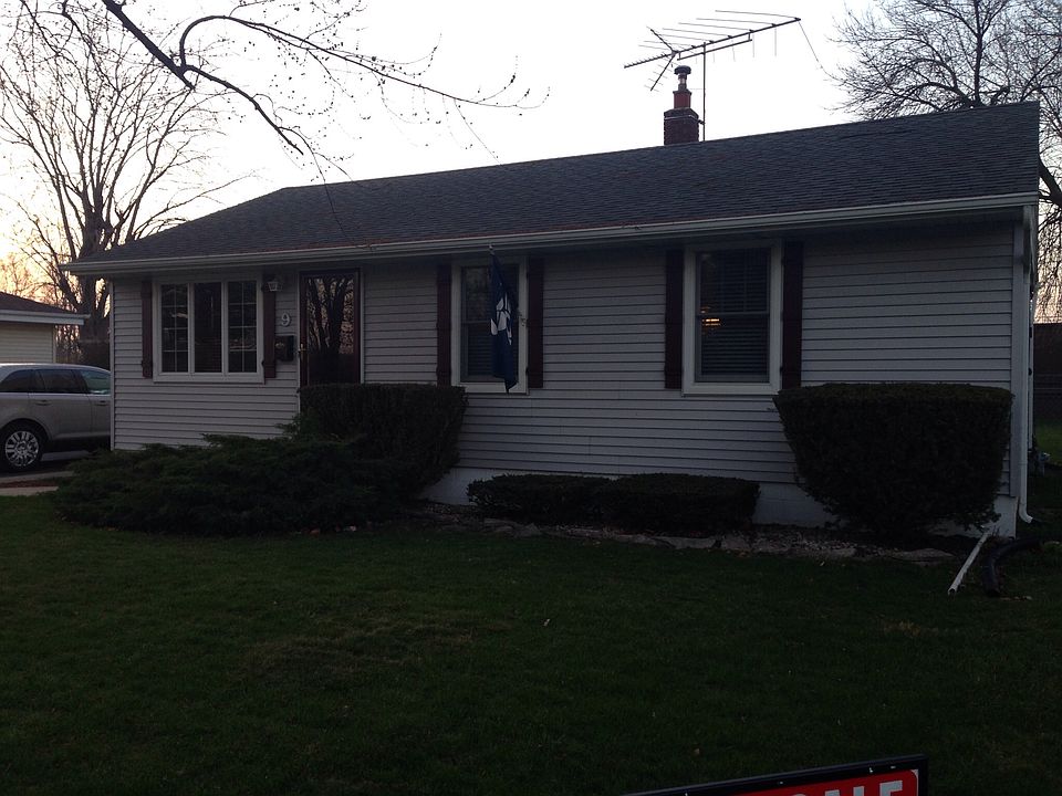 1st image of 9 Illinois St