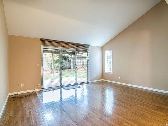 4th image of 1614 Condor Ct