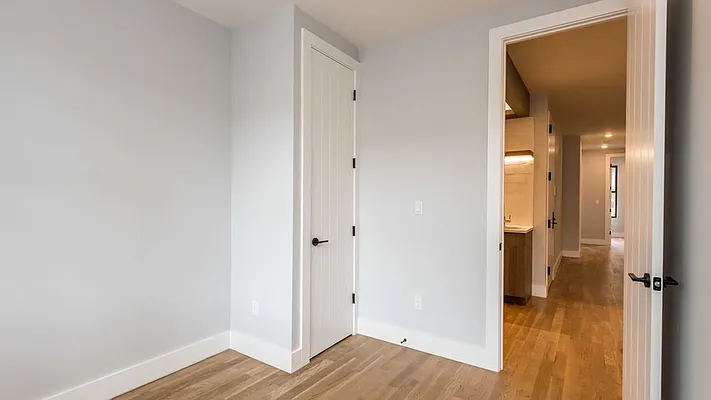 Rented by Nooklyn NYC LLC | media 43