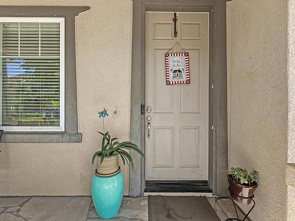 3rd image of 28292 Meadow Glen Way W