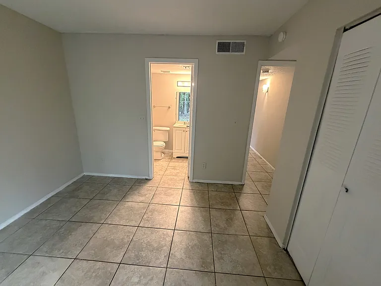 7009 Waterside Dr — Photo 8