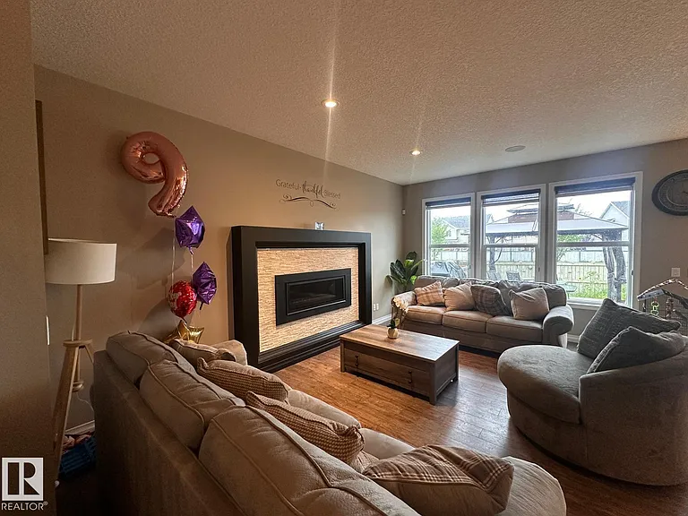 3571 Cherry Lndg SW — Photo 5