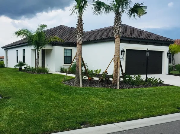 227 Cassano Dr, Nokomis, FL 34275