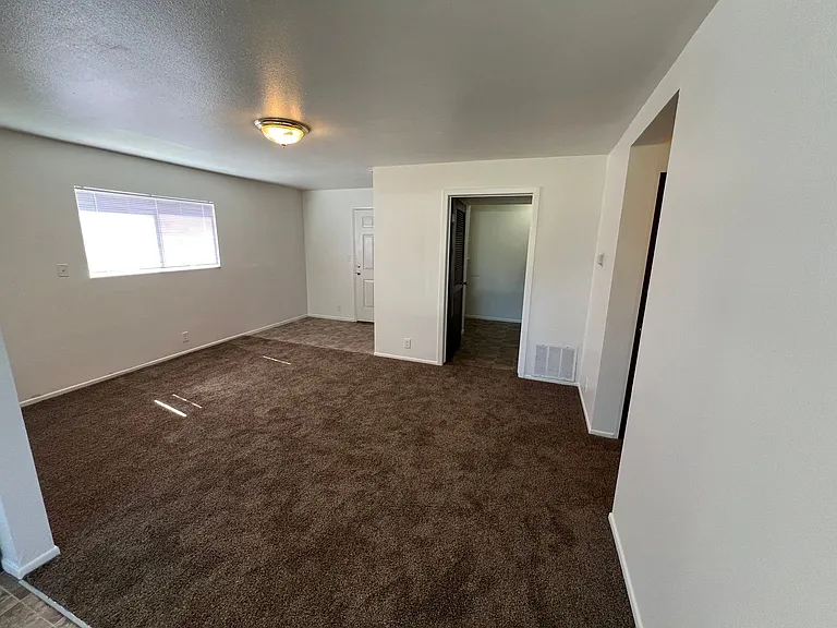 4689 S Brookwillow Cv #B — Photo 13