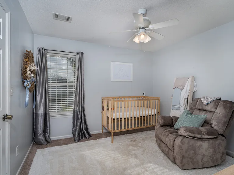 4153 Cypress St — Photo 24