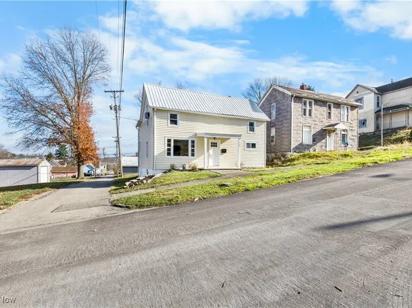 723 S 8th St #1, Cambridge, OH 43725