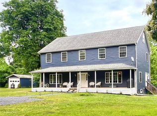 120 Maple Ln, Hudson, NY 12534