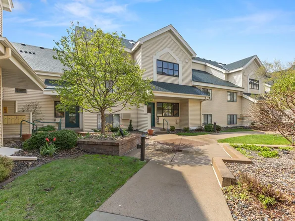 7622 York Ave S APT 1102, Edina, MN 55435