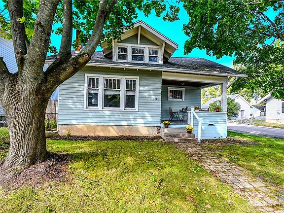 3rd image of 1203 Arbor Ave