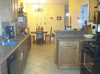 5th image of 62 Park Cres