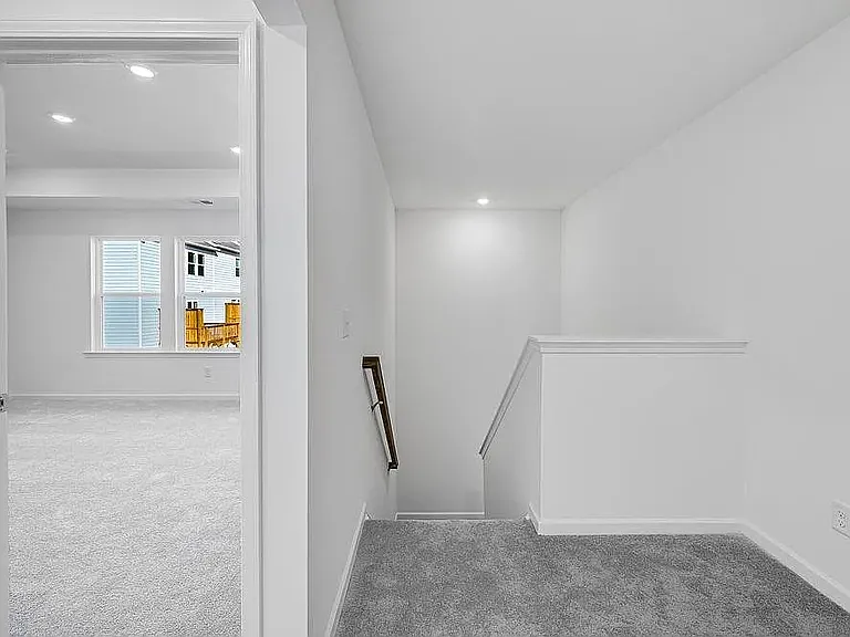 6133 Wayburn St — Photo 18