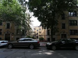 4295 W Belden #B307, Chicago, IL 60614