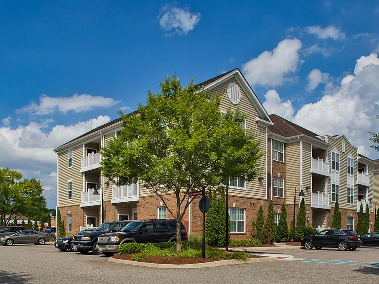 Red Mill Landing Apartment Homes — Photo 26