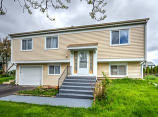 259 Hill Ave, Bartlett, IL