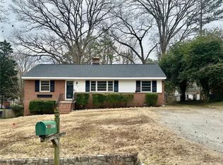1249 Raynor Dr, North Chesterfield, VA 23235