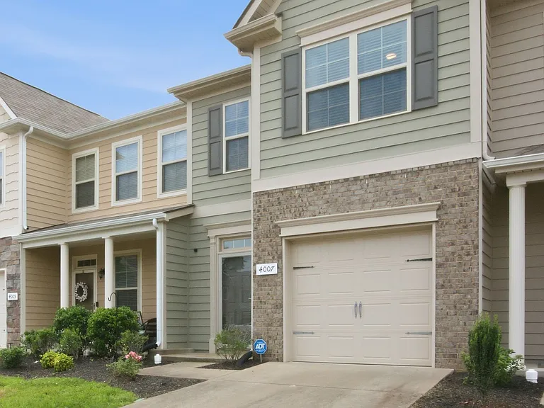 4007 Cannonsgate Ln — Photo 2