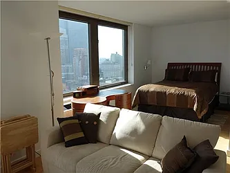 Rented by Platinvm Property Group New York