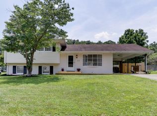 3522 Old Towne Rd, Roanoke, VA 24018