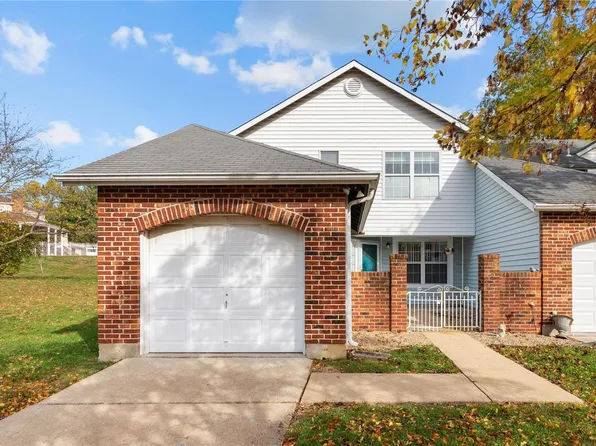 54 Broken Oak Ct, Saint Peters, MO 63304