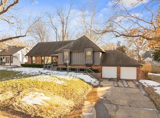 1507 SW 6th St, Lees Summit, MO 64081