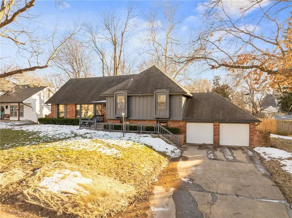 1507 SW 6th St, Lees Summit, MO 64081