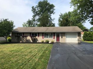 6070 Lake Rd, Mentor On The Lake, OH 44060